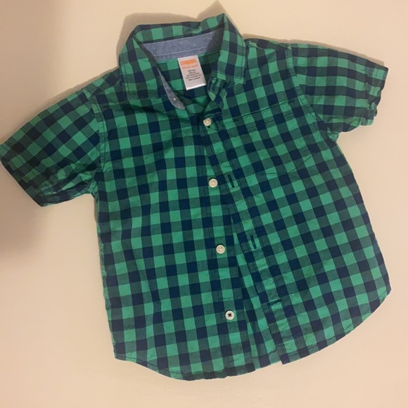 Toddler boy button down shirt/onesies. Size 18 months - Picture 4 of 4